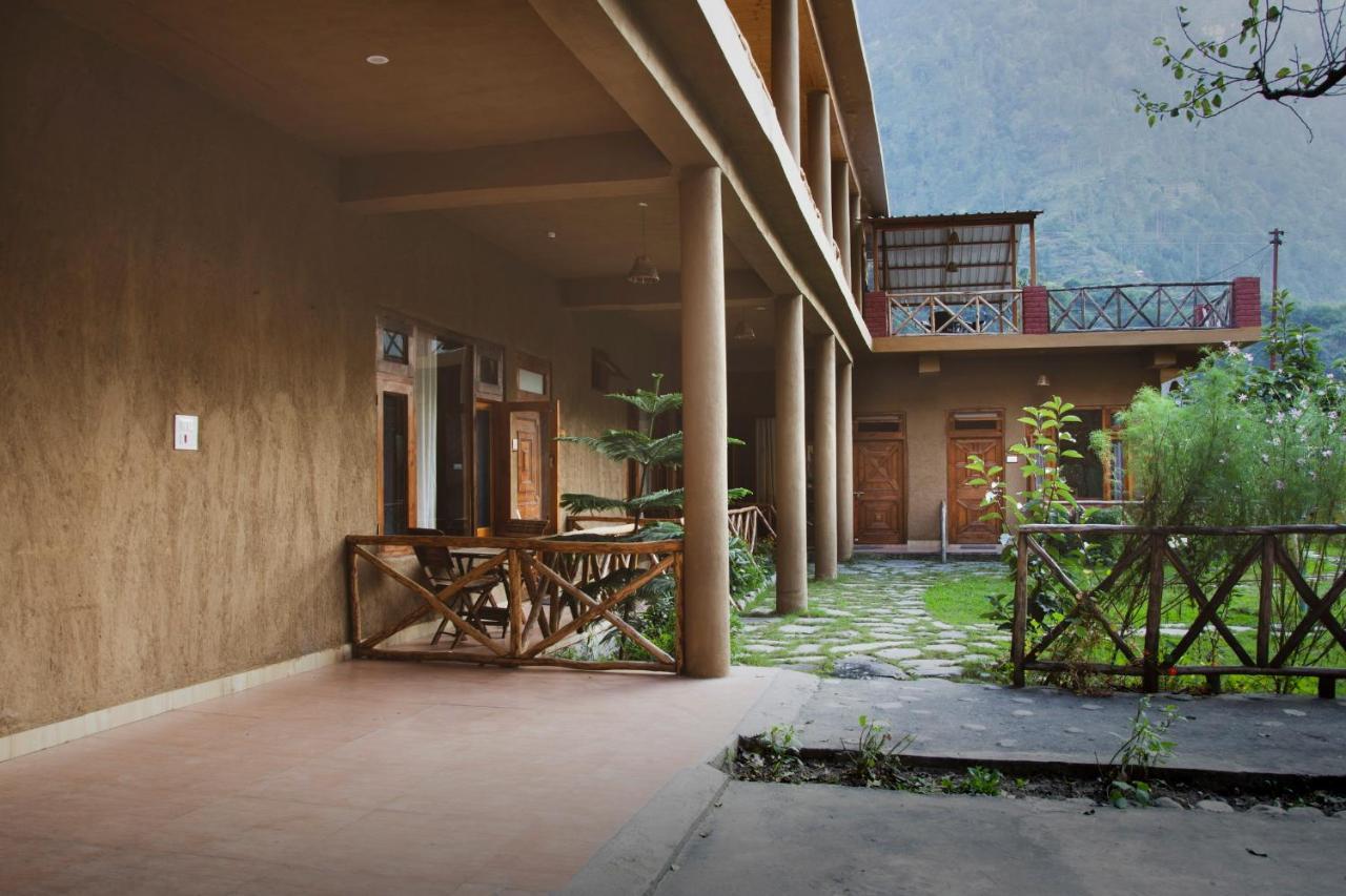 Shivadya Tirthan - Tirthan Valley Banjār Exteriör bild